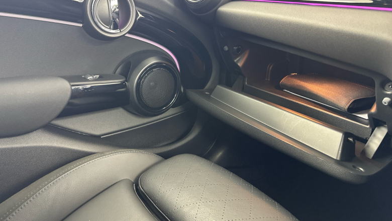 MINI Hatchback 1.5 Cooper Sport 5dr Auto Petrol Hatchback